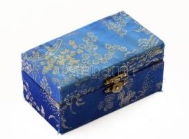 Csikung golyó, dobozában