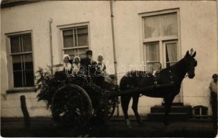 Léva, Levice; talyigás / horse cart. photo (fl)