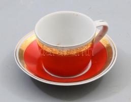 Hollóházi tűzpiros csésze alátéttel, jelzett, d: 10,5 cm