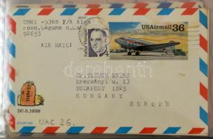 USA kb 75 db díjjegyes küldemény, levél berakóban