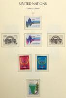 ENSZ postatiszta bélyeg és FDC gyűjtemény, nagyalakú albumban