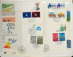 ENSZ postatiszta bélyeg és FDC gyűjtemény, nagyalakú albumban