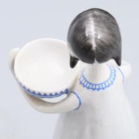 Hollóházi lány tállal. Jelzett, hibátlan, m: 19 cm