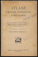 1924 Kogutowicz Károly: Atlasz a világtörténelem tanításához. Bp., 1924, Magyar Földrajzi Intézet, 2+21+1 p. Borítóhiánnyal, foltos lapokkal, javított kötéssel.