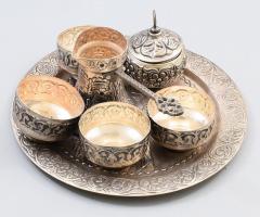 Keleti ezüstözött réz 4 személyes kávézó szett, tálcán, d: 20 cm