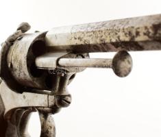 Lefaucheux-rendszerű, hatlövetű forgótáras revolver, cca. XIX. sz. közepe-második fele, jelzett: &qu...