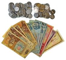 Vegyes, magyar és külföldi érmetétel mintegy ~840g súlyban + 13db jugoszláv és csehszlovák bankjegy T:vegyes Mixed, Hungarian and foreign coin lot (~840g) + 13pcs banknotes from Yugoslavia and Czechoslovakia C:mixed