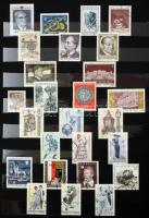 Ausztria szép gyűjtemény 1969-1985 10 vastag fekete lapos jó A/4 berakóban