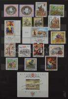 Ausztria szép gyűjtemény 1985-2000 blokkokkal, kisívekkel 16 vastag fekete lapos A/4 berakóban