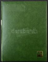 Ausztria szép gyűjtemény 1985-2000 blokkokkal, kisívekkel 16 vastag fekete lapos A/4 berakóban