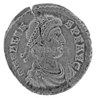 Római Birodalom 367-375. Valens / Trier Siliqua Ag (1,85g) T:XF repedés Roman Empire / Trier / Valens 367-375. Siliqua Ag "DN VALEN-S P F AVG / VRBS ROMA - TRPS dot" Roma seated left, holding Victory and spear (1,85g) C:XF crack RIC IX 27e