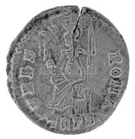 Római Birodalom 367-375. Valens / Trier Siliqua Ag (1,85g) T:XF repedés
Roman Empire / Trier / Vale...