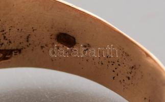 Arany (Au) 14K áttört ornamentikus gyűrű, jelzett, méret: 60, nettó: 4,4 g