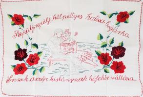 Kézzel hímzett konyhai falvédő, "Repülj repülj hétpettyes katica-bogárka, Ennek a szép kislánynak hófehér vállára" felirattal, 53x75 cm