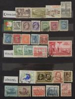 Néhány száz külföldi bélyeg, 12 lapos A/4 berakóban