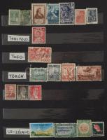 Néhány száz külföldi bélyeg, 12 lapos A/4 berakóban