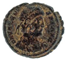 Római Birodalom 364-367. Valens / Siscia AE3 (2,04g) T:VF Roman Empire / Siscia / Valens 364-367. AE3 "DN VALEN-S PF AVG / SECVRITAS REIPVBLICAE - dot BSISC" Victory walking left, holding wreath and palm (2,04g) C:VF RIC IX 7b
