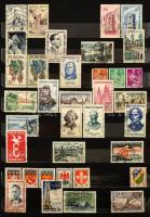 Franciaország a klasszikusoktól 1960-ig bélyegzett, utána 1965-ig postatiszta gyűjtemény, 8 lapos kö...