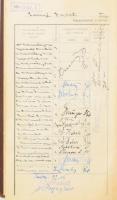 1936-1941 M. Kir. Testnevelési Főiskola fényképes leckekönyve, benne számos aláírással. Kopott, kiss...