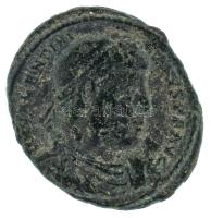 Római Birodalom 364-375. I. Valentinianus / Sirmium AE3 bronz (2,69g) T:XF,VF
Roman Empire 364-375....