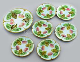 Körmöcbánya szecessziós epermintás süteményes készlet, kínáló és 6 darab tál, jelzett, mázsérüléssel, d: 18-26 cm