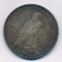 Amerikai Egyesült Államok 1922. 1$ Ag "Béke" T:XF,VF patina, ph.
USA 1922. 1 Dollar Ag &q...