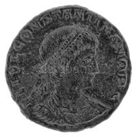 Római Birodalom 333-334. II. Constantius / Cyzicus Follis bronz (2,31g) T:AU,XF Roman Empire 333-334. Constantius II / Cyzicus Follis bronze "FL IVL CONSTANTIVS NOB C / GLOR-IA EXERC-ITVS - dot SMKB" (2,31g) C:AU,XF RIC VII 100