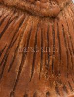 Ismeretlen szobrász: Nő tállal. Jelzés nélkül, m: 20 cm