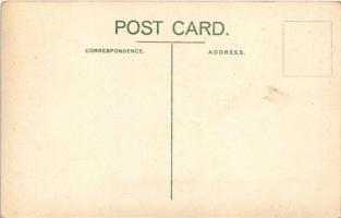 Shrewsbury, Wyle Cop, hotel shops. photo (EK)