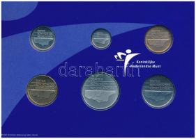 Hollandia 2001. 5c-5G (6xklf) forgalmi sor karton dísztokban, fólia borítékban T:UNC Netherlands 200...