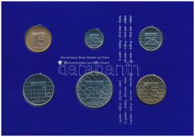 Hollandia 2001. 5c-5G (6xklf) forgalmi sor karton dísztokban, fólia borítékban T:UNC Netherlands 200...