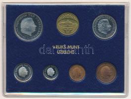 Hollandia 1978. 1c "Julianna" - 2 1/2G "Julianna" (6xklf) forgalmi sor műanyag t...