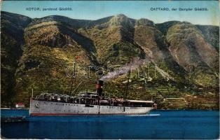 A Magyar-Horvát Tengeri Gőzhajózási Rt. "Gödöllő" egycsavaros tengeri személyszállító és áruszállító gőzhajója a kotori öbölben / Ungarisch-Kroatische See-Dampfschiffahrts-A.-G. / Ungaro-Croata Steamship Company's "Gödöllő" sea passenger and cargo steamship in the Bay of Kotor (Bocche di Cattaro) + "K.u.k. Kriegsgefangenen-Arbeiter" (Rb)