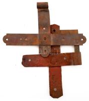 Zacskónyi vegyes régi vas tétel, közte antik ajtópánt pár