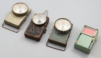 4 darab régi elemlámpa, közte háromszínű darabbal.