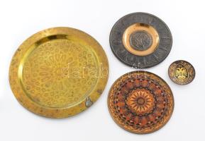 4 darab réz és bronz dísztál, d: 8-29 cm