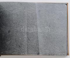 Régebbi fényképalbum, jó állapotban, 22x32 cm