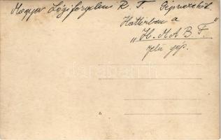 Magyar Légiforgalmi R.T. repülőgép pilóták, háttérben a "H. MABF." jelű repülőgép / Hungar...