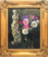 Jelzés nélkül (Moldován István?): Csendélet szoborral. Olaj, karton. Hátoldalán Képcsarnok Vállalat töredékes címkéjével és Moldován felirattal. Dekoratív fakeretben. 50x40 cm.