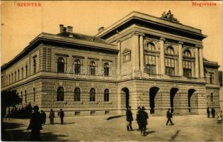 Szentes, Megyeháza. Rázsó Manó kiadása. W.L. 554. (ázott / wet damage)