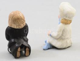 cca 1900, 2 darab német gyermekjáték porcelán figura, m: 5 cm alatt