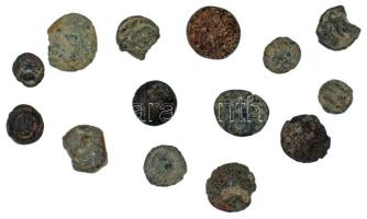 Római Birodalom vegyes, 14db-os gyengébb állapotú és/vagy töredékes érmetétel T:F,VG Roman Empire 14pcs coin lot in weaker or cracked condition C:F,VG