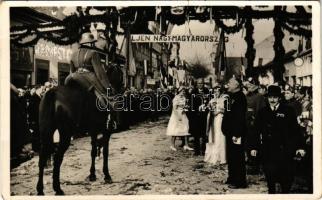 1938 Losonc, Lucenec; bevonulás, Éljen Nagy-Magyarország / entry of the Hungarian troops (fa)
