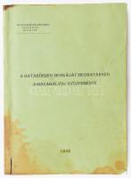 A határőrség munkáját meghatározó jogszabályok gyűjteménye. Körmend, 1998, Szent László Határrendészképző Szakiskola. Papírkötésben, foltos borítóval, néhány foltos lappal.