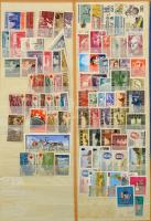 Vasút motívum gyűjtemény összeállításához összeszedett rengeteg régi és modern bélyeg, sorok, blokko...