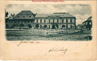 1900 Nagybánya, Baia Mare; Fő tér nyugati oldala, sör és borcsarnok / main square, wine and beer hall (EM)