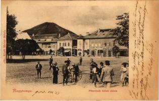 1900 Nagybánya, Baia Mare; Nagybánya, Baia Mare; Fő tér keleti oldala, Herskovits J. T., Rosenfeld, Kindris, Platthy Géza üzlete, piac. Molnár Mihály kiadása / main square, shops, market