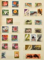 Szovjetunió főleg postatiszta másodpéldányokkal a 60-as, 70-es évekből 16 db nagyméretű berakólapon műanyag tokban