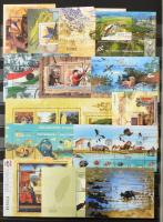 1949-2008 312 klf blokk + 43 db emlékív, 16 lapos, nagyalakú berakóban, listával (337.000)