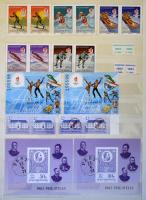 Magyar gyűjtemény 2 példányban a 60-as évek közepétől 1997-ig 10 db jó állapotú A/4 + 7 közepes bera...